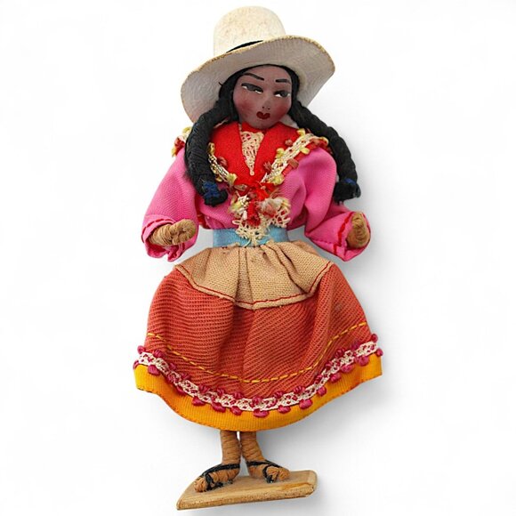 Other - Vintage Handmade Peruvian Cloth Doll With Traditional Attire